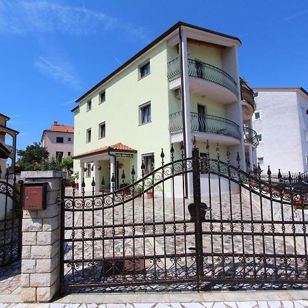 Apartments Villa Mara Ρόβινι Εξωτερικό φωτογραφία