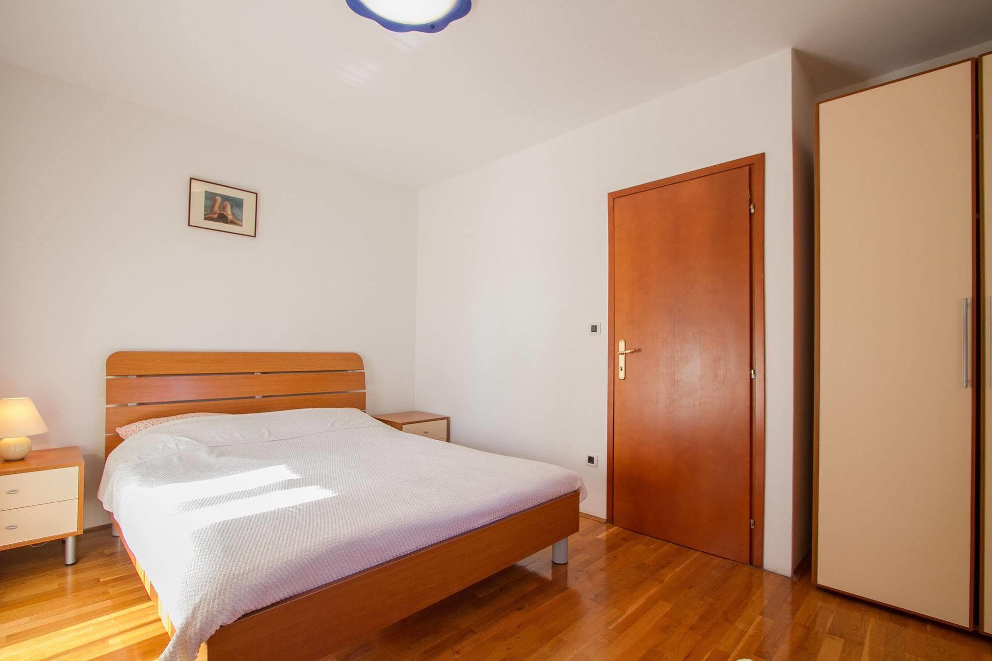 Apartments Villa Mara Ρόβινι Εξωτερικό φωτογραφία