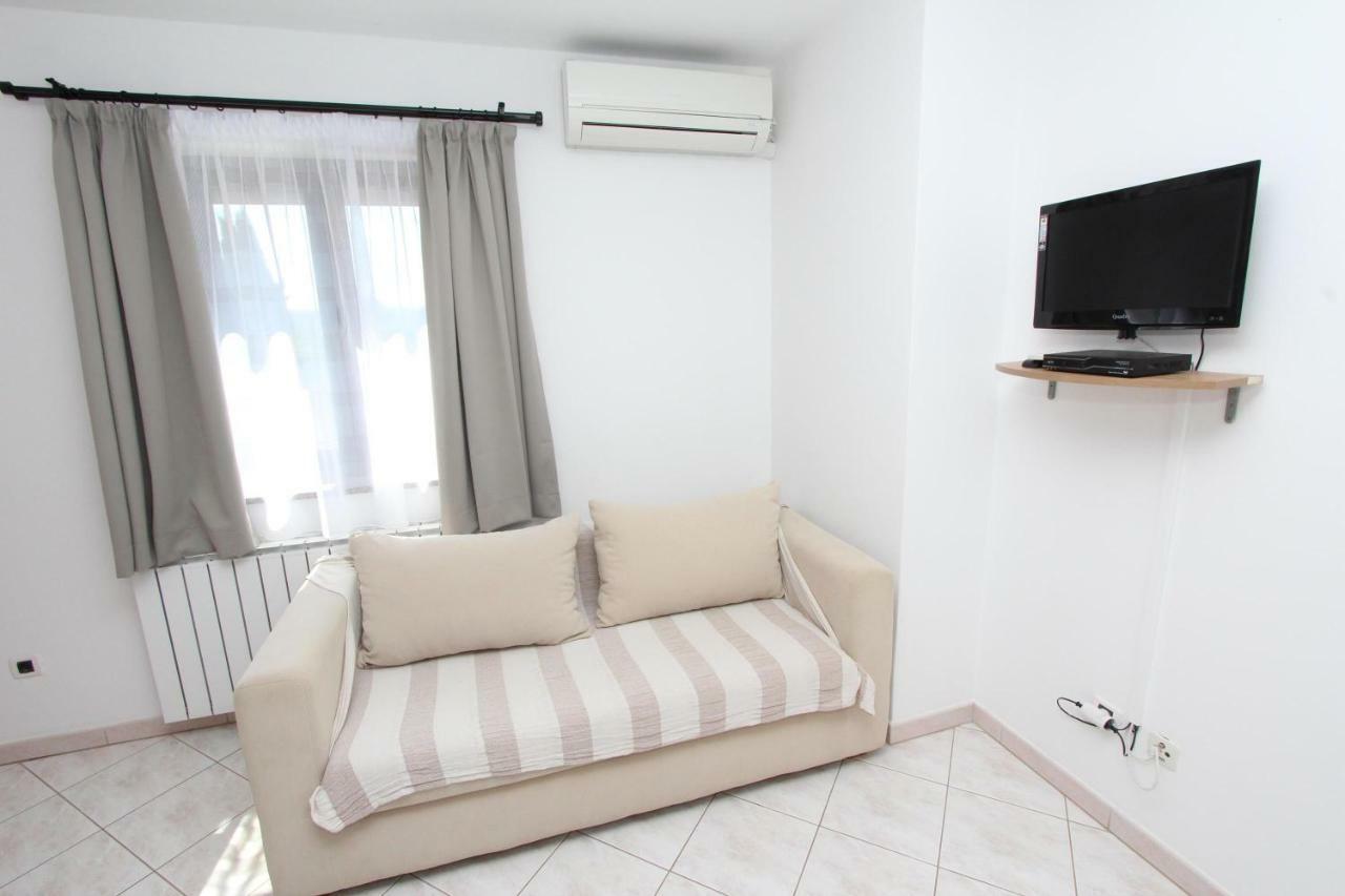 Apartments Villa Mara Ρόβινι Εξωτερικό φωτογραφία