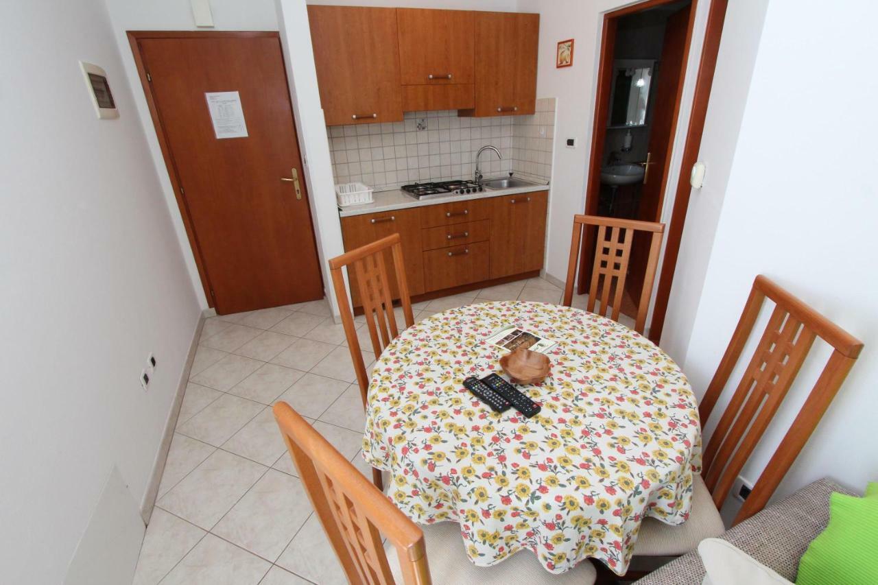 Apartments Villa Mara Ρόβινι Εξωτερικό φωτογραφία